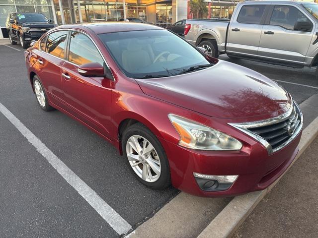 used 2014 Nissan Altima car, priced at $9,995