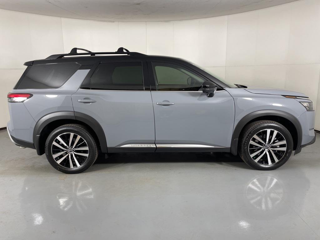 new 2025 Nissan Pathfinder car, priced at $41,200