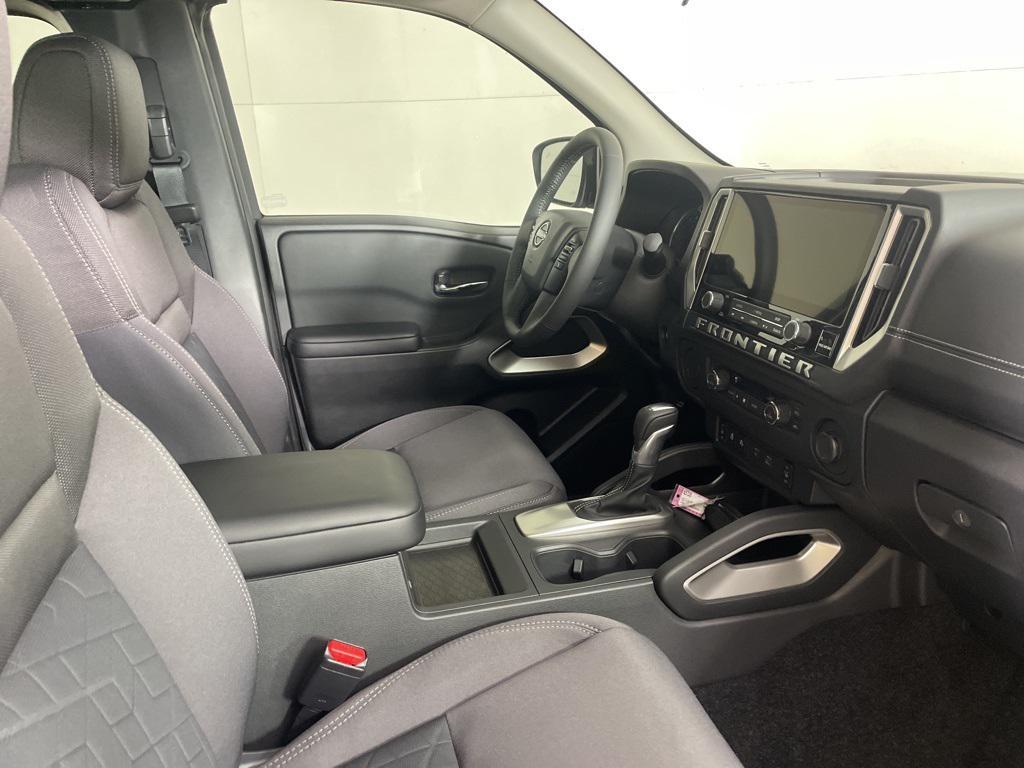 new 2025 Nissan Frontier car, priced at $29,752