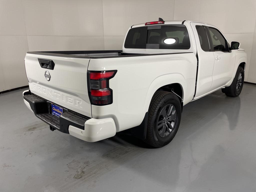 new 2025 Nissan Frontier car, priced at $29,752