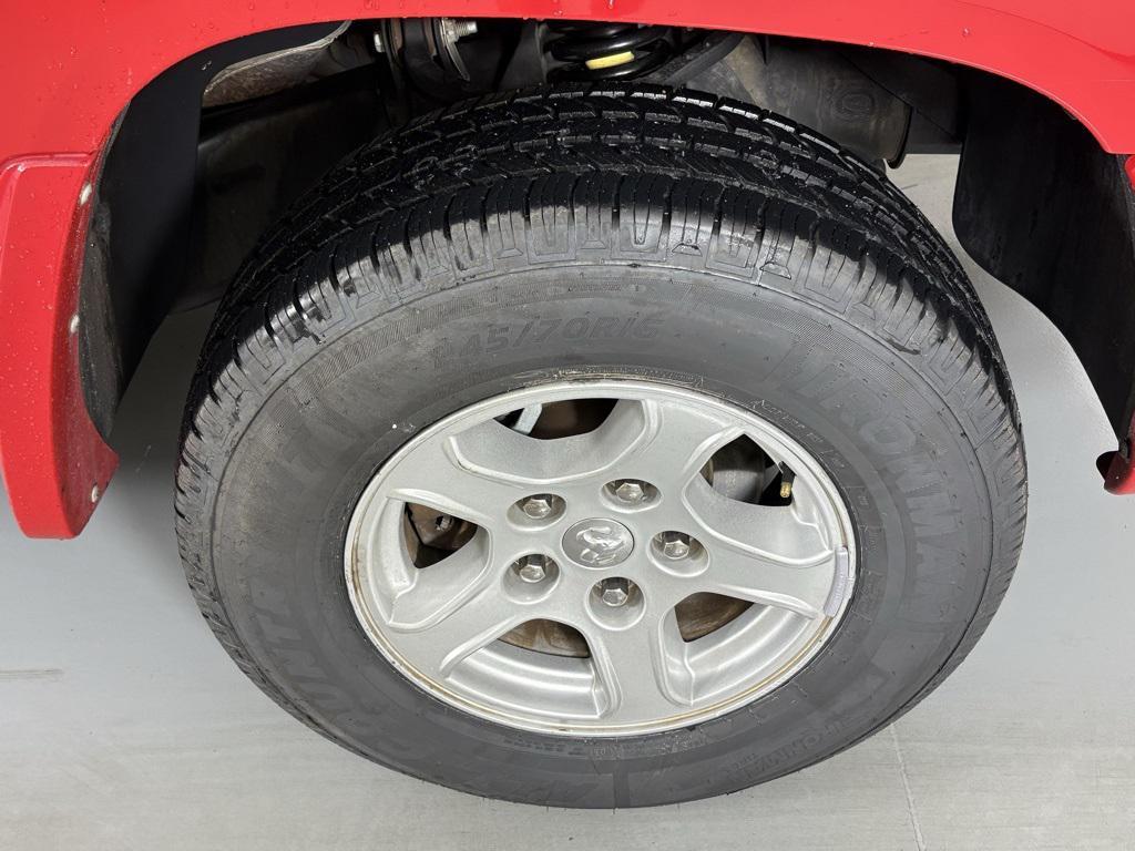 used 2007 Dodge Dakota car, priced at $6,000