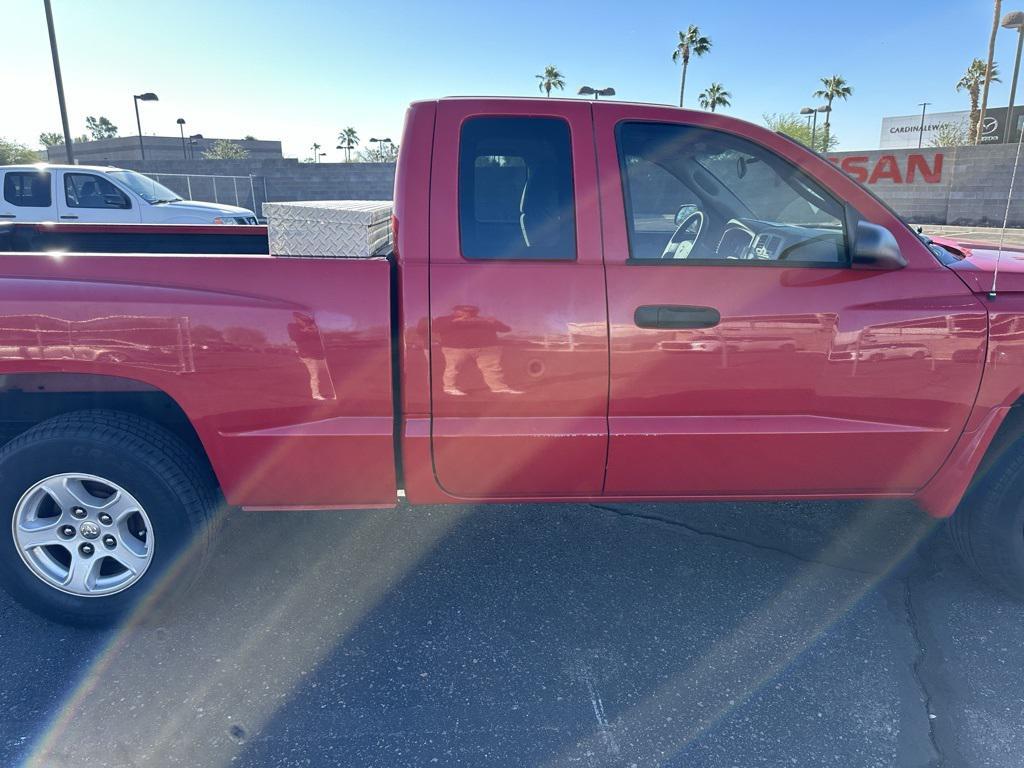 used 2007 Dodge Dakota car, priced at $10,000