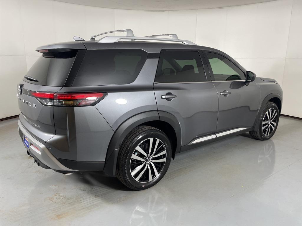 new 2025 Nissan Pathfinder car, priced at $42,554