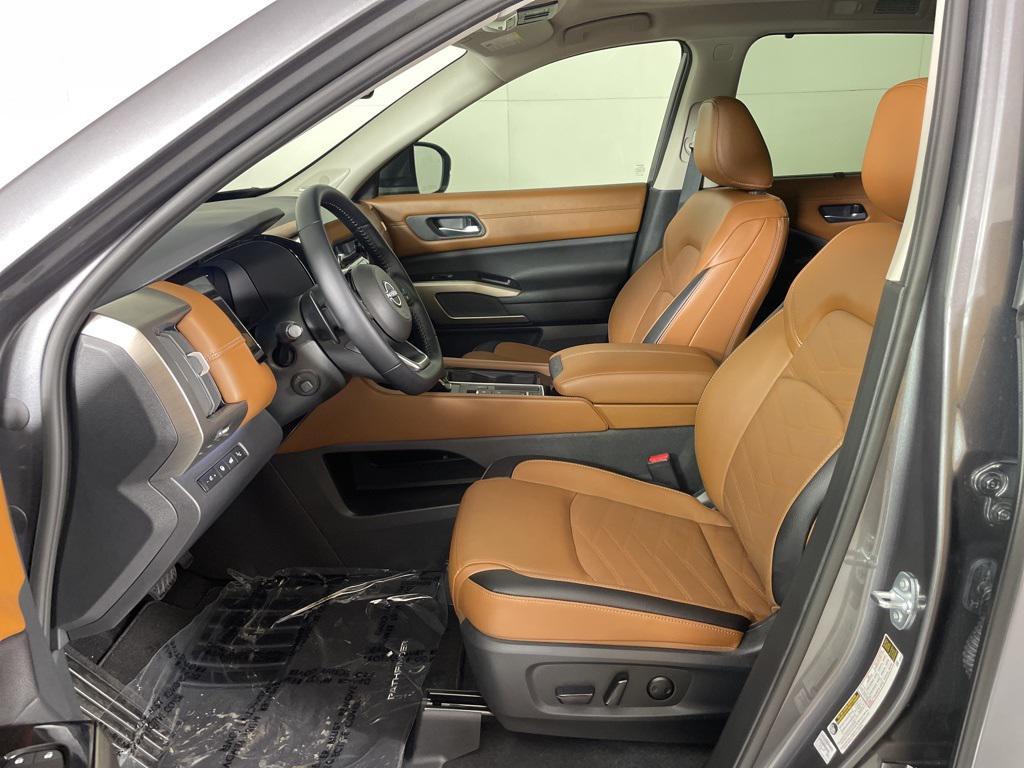 new 2025 Nissan Pathfinder car, priced at $42,554