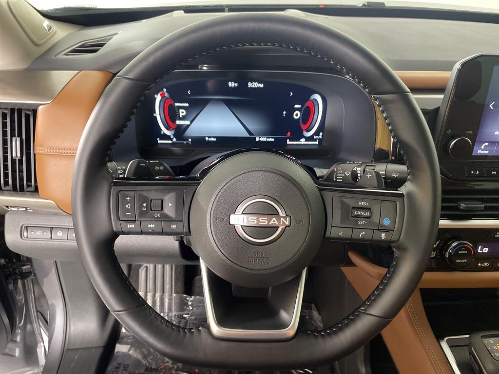 new 2025 Nissan Pathfinder car, priced at $42,554