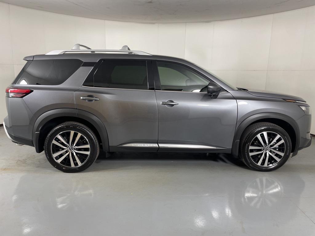 new 2025 Nissan Pathfinder car, priced at $42,554