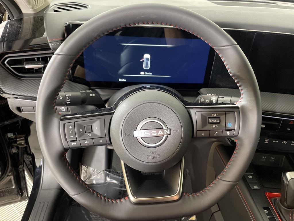 new 2025 Nissan Kicks car, priced at $24,086