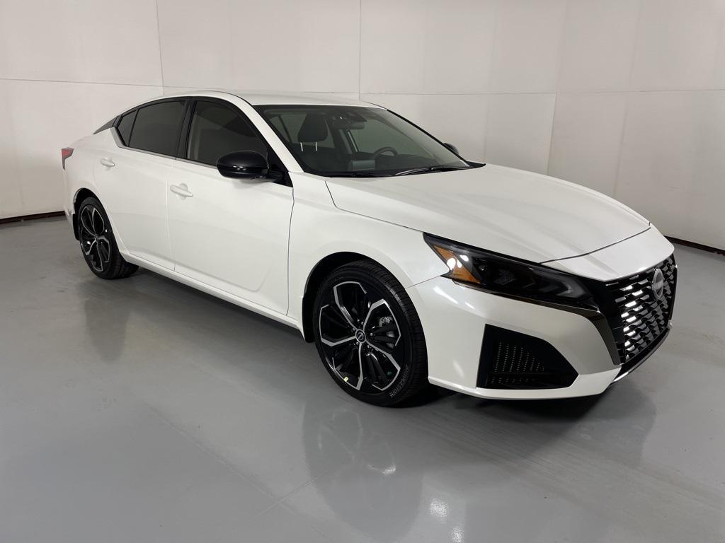 new 2025 Nissan Altima car, priced at $27,614