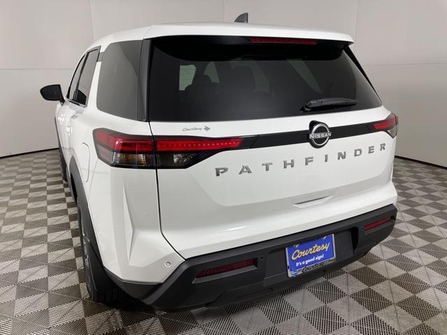 new 2025 Nissan Pathfinder car, priced at $36,835