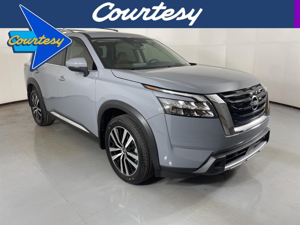 new 2025 Nissan Pathfinder car, priced at $42,485