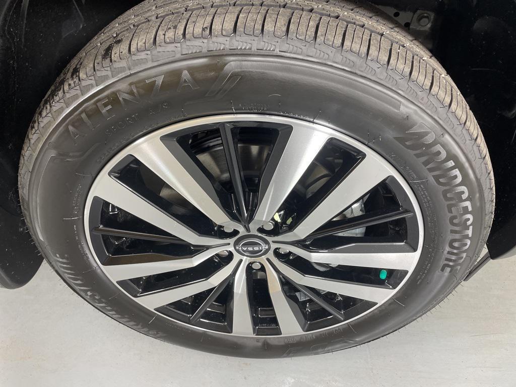 new 2025 Nissan Pathfinder car, priced at $42,485