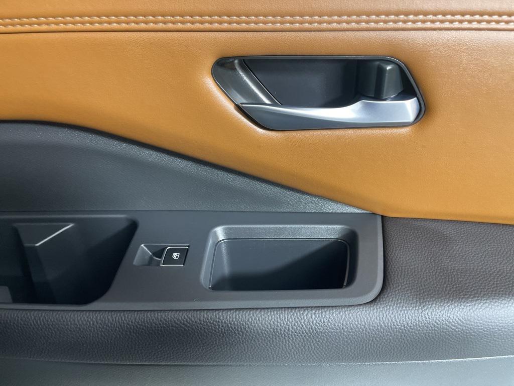 new 2025 Nissan Pathfinder car, priced at $42,485