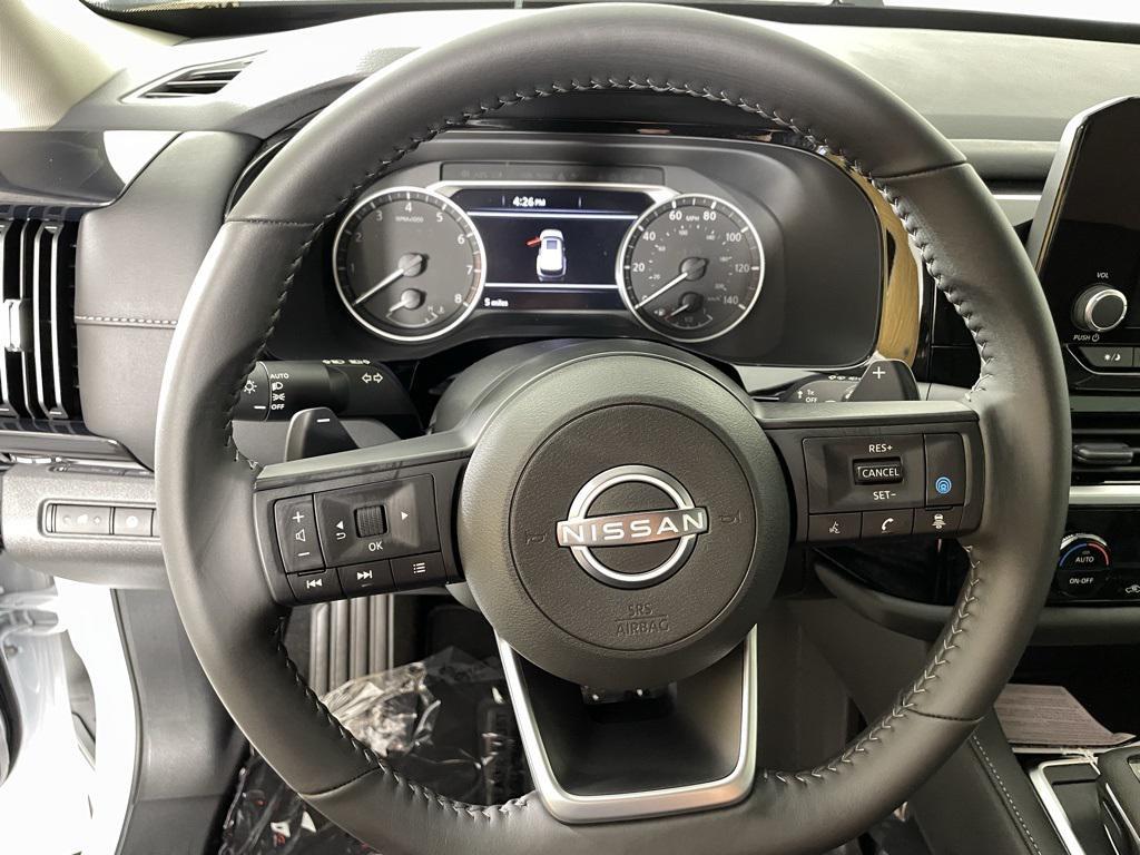 new 2025 Nissan Pathfinder car, priced at $33,884
