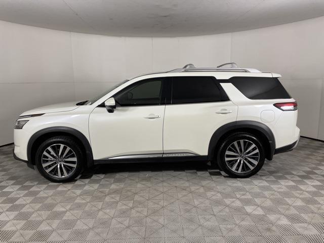 used 2022 Nissan Pathfinder car, priced at $33,000