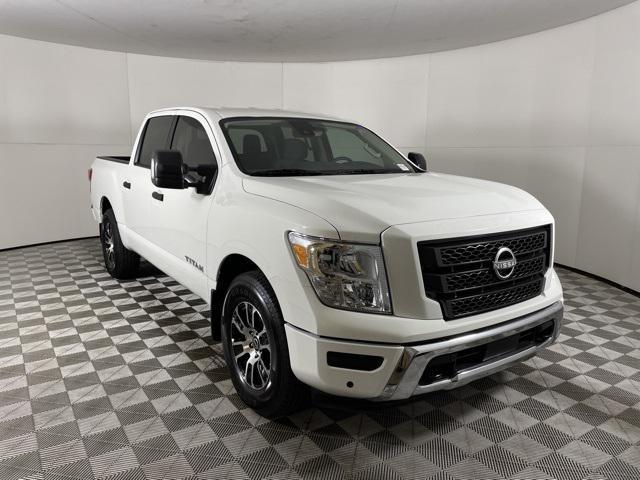 new 2024 Nissan Titan car, priced at $46,540