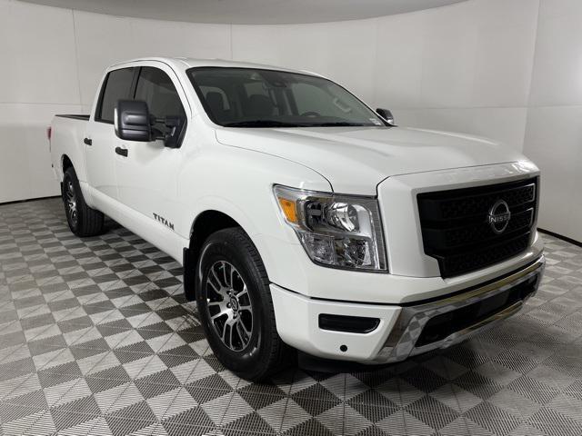 new 2024 Nissan Titan car, priced at $43,540