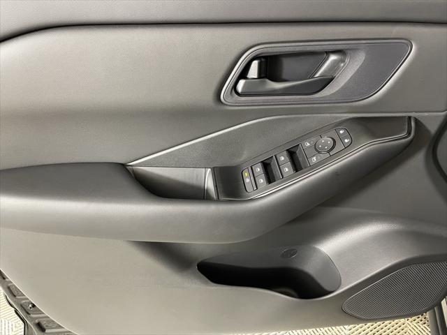 new 2025 Nissan Rogue car, priced at $29,177