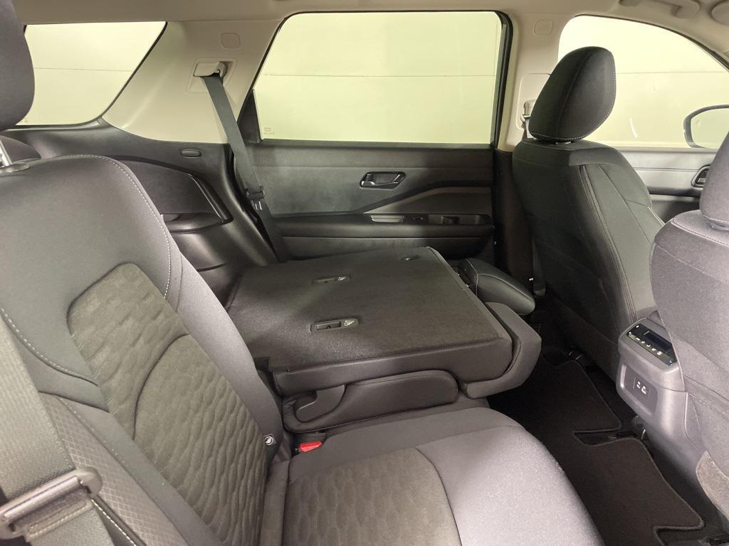 new 2025 Nissan Pathfinder car, priced at $33,469