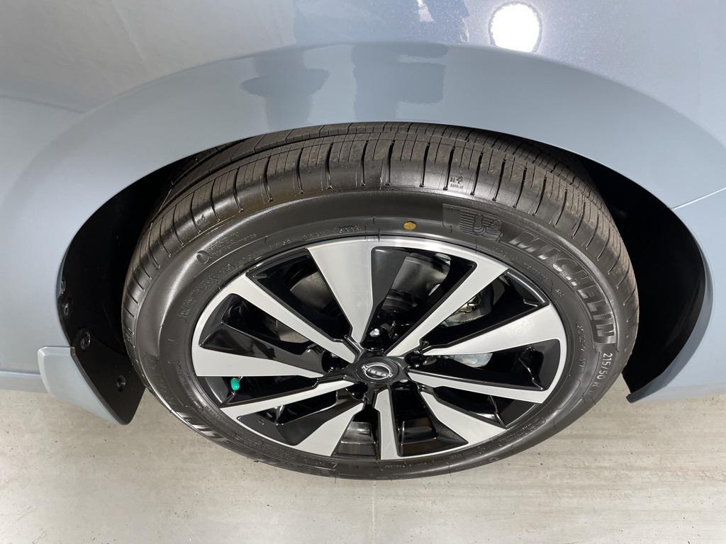 new 2025 Nissan Sentra car, priced at $22,294