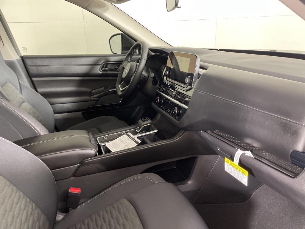 new 2025 Nissan Pathfinder car, priced at $33,469