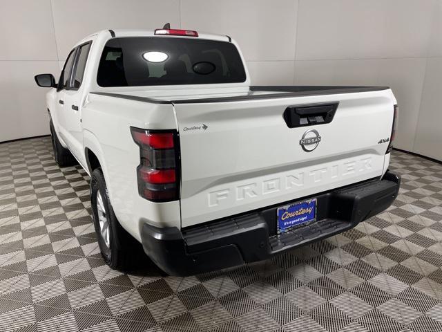 new 2025 Nissan Frontier car, priced at $36,238