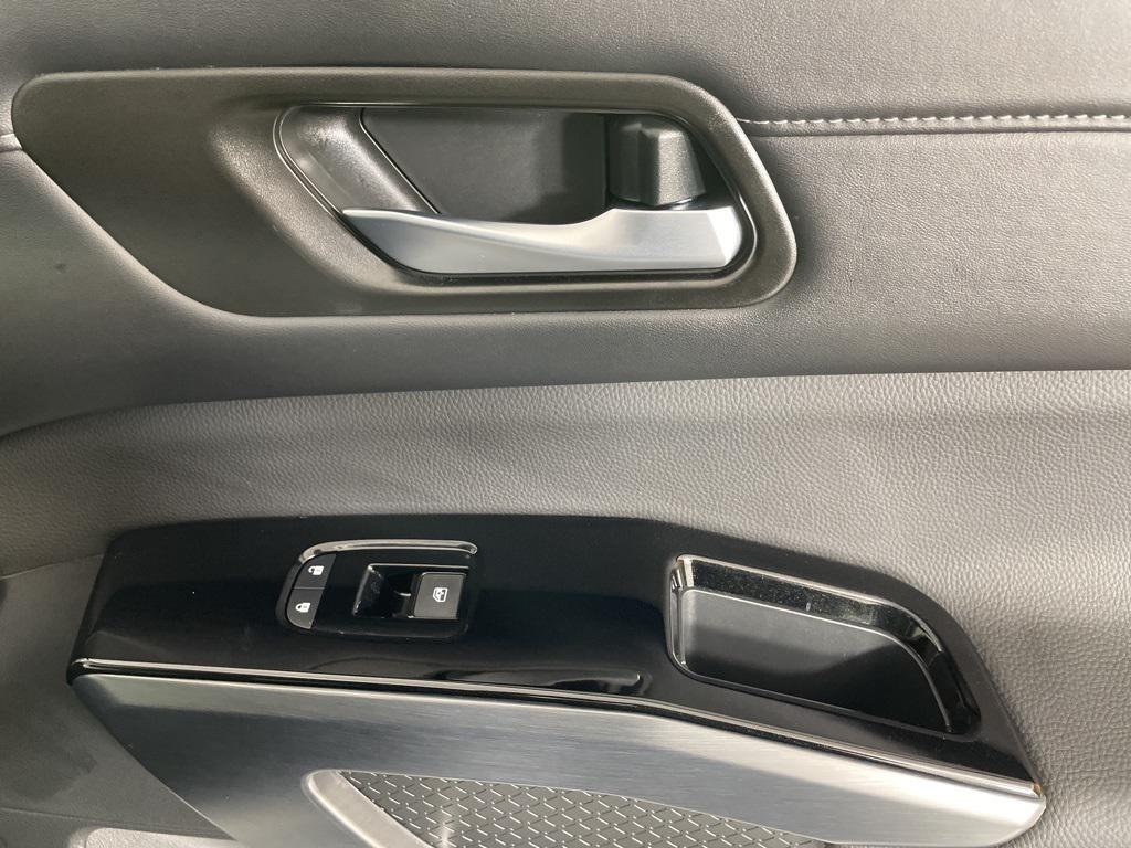 new 2025 Nissan Pathfinder car, priced at $34,943