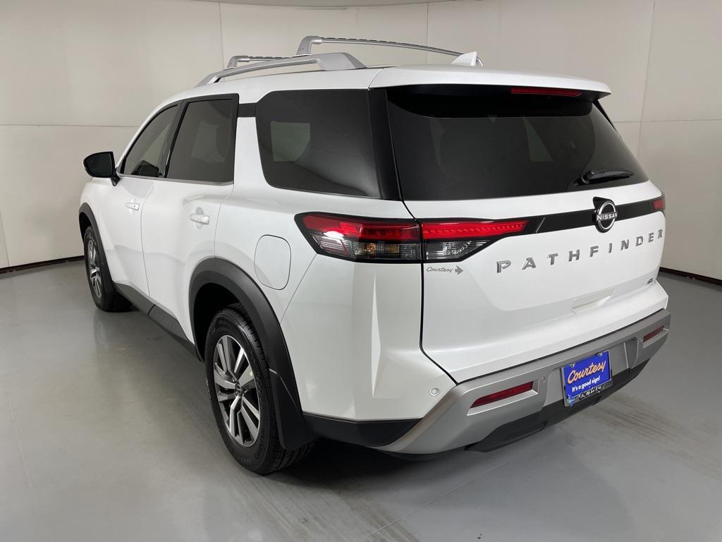 new 2025 Nissan Pathfinder car, priced at $34,943