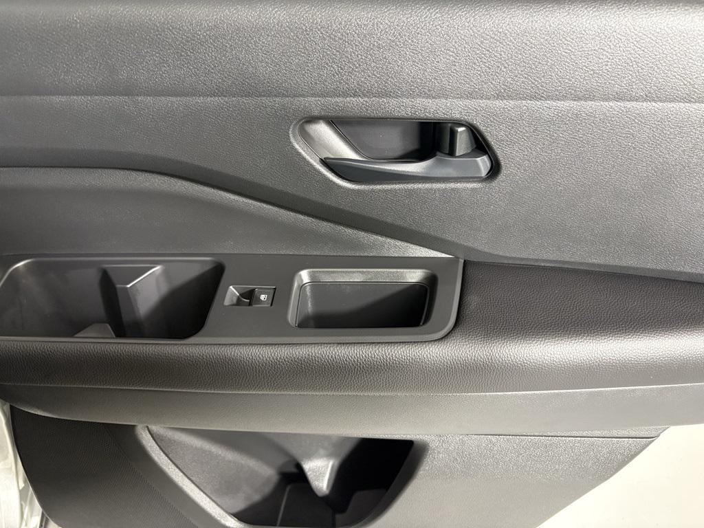 new 2025 Nissan Pathfinder car, priced at $31,714