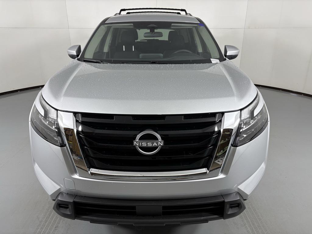 new 2025 Nissan Pathfinder car, priced at $31,714