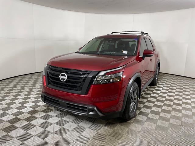 new 2024 Nissan Pathfinder car, priced at $39,105