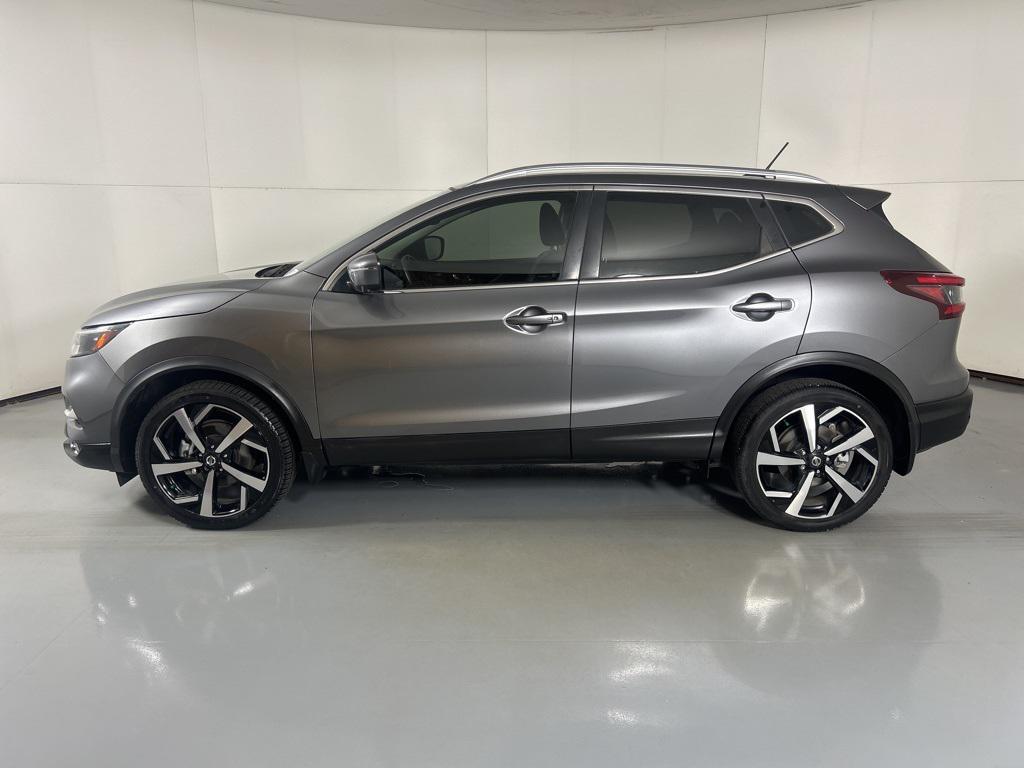 used 2022 Nissan Rogue Sport car, priced at $20,000