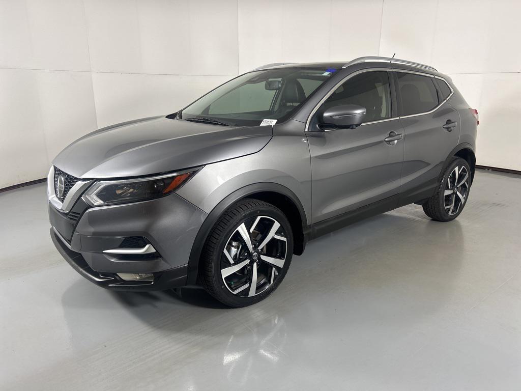 used 2022 Nissan Rogue Sport car, priced at $20,000