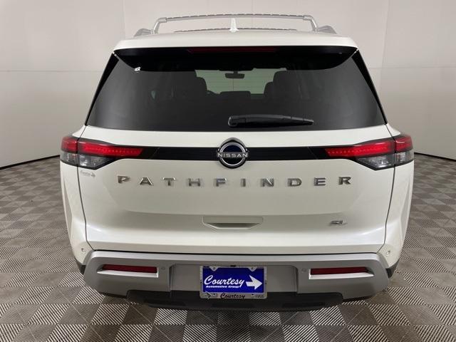 new 2024 Nissan Pathfinder car, priced at $41,325