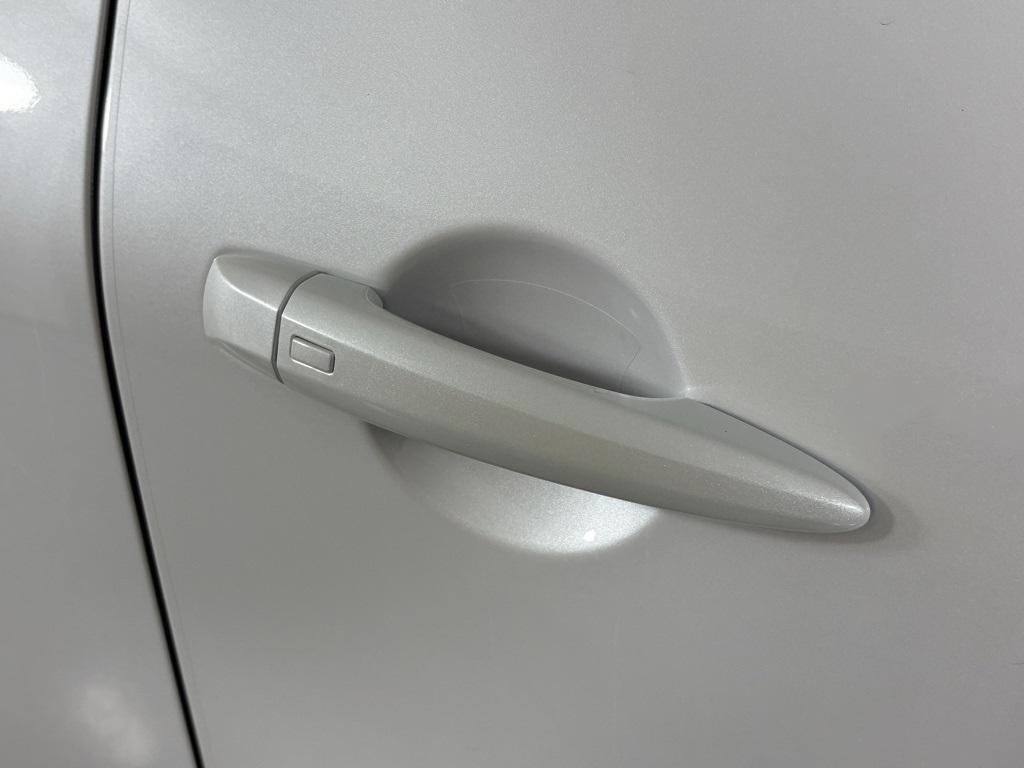 new 2025 Nissan Pathfinder car, priced at $34,014