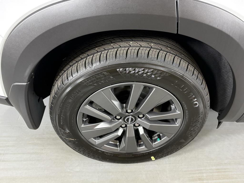 new 2025 Nissan Pathfinder car, priced at $34,014