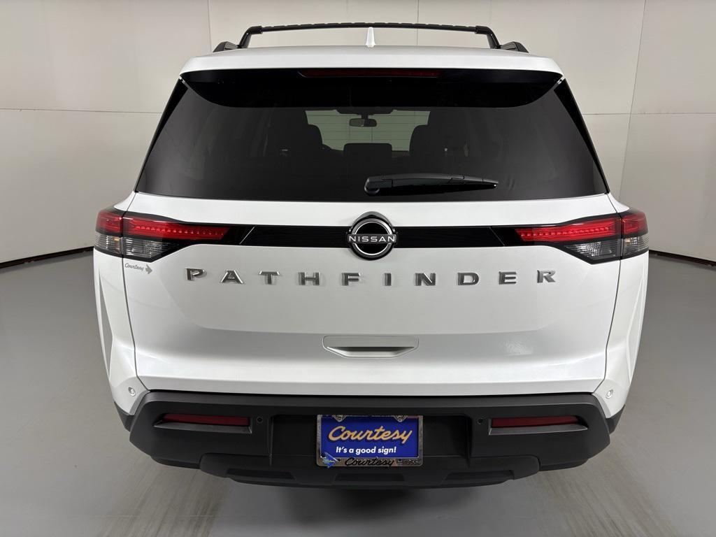 new 2025 Nissan Pathfinder car, priced at $34,014