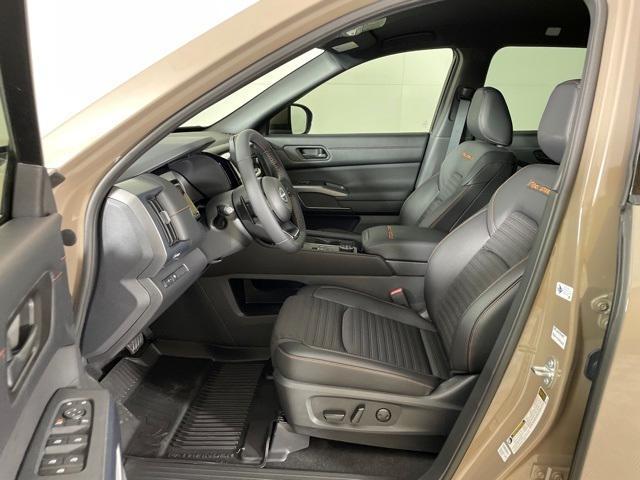 new 2024 Nissan Pathfinder car, priced at $43,875