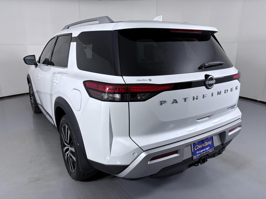 new 2025 Nissan Pathfinder car, priced at $42,485