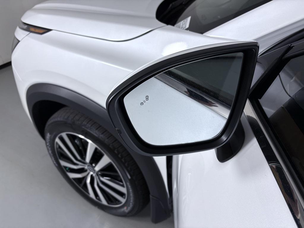 new 2025 Nissan Pathfinder car, priced at $42,485