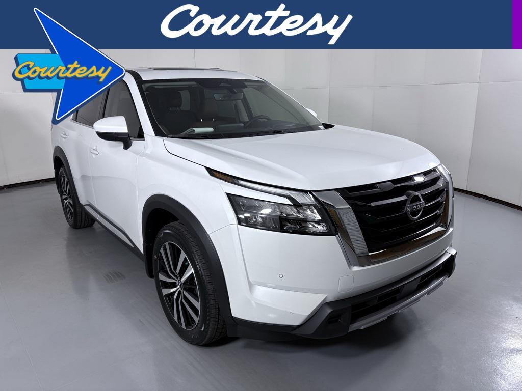 new 2025 Nissan Pathfinder car, priced at $42,485