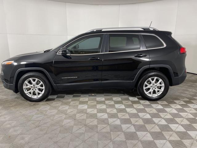 used 2018 Jeep Cherokee car, priced at $13,499