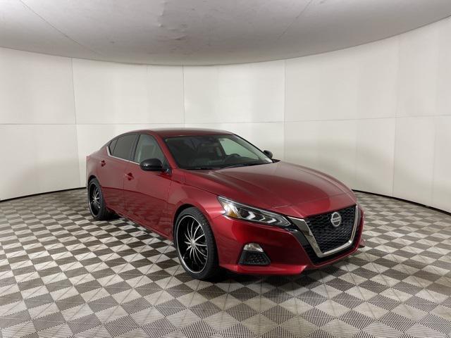 used 2020 Nissan Altima car, priced at $17,700