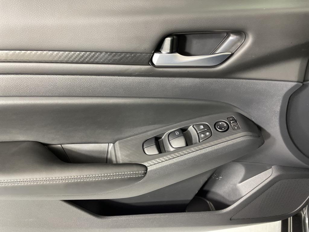 new 2025 Nissan Altima car, priced at $25,678