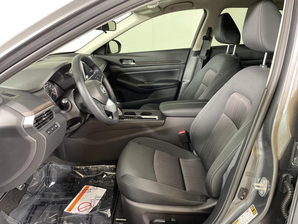 new 2025 Nissan Altima car, priced at $25,678