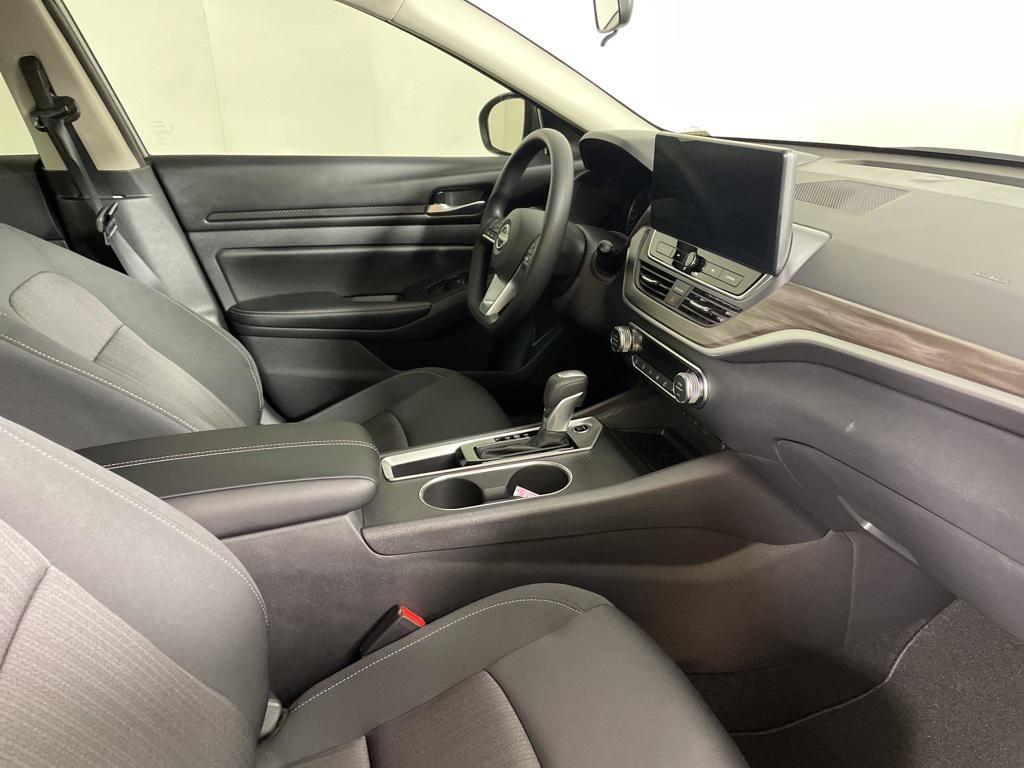 new 2025 Nissan Altima car, priced at $26,833