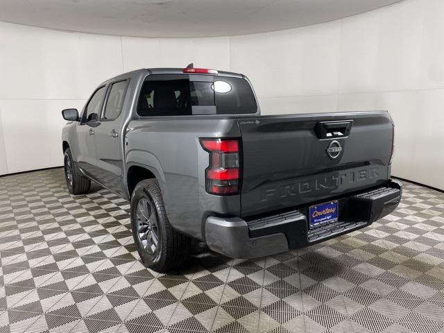 new 2025 Nissan Frontier car, priced at $35,664