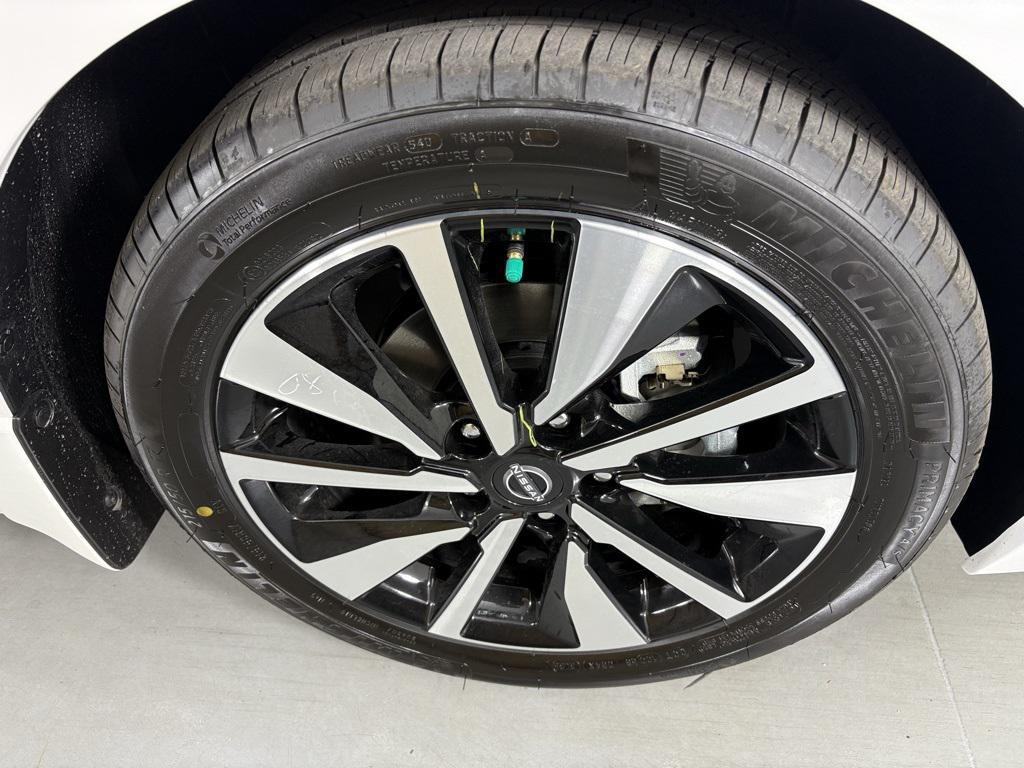 new 2025 Nissan Sentra car, priced at $22,381