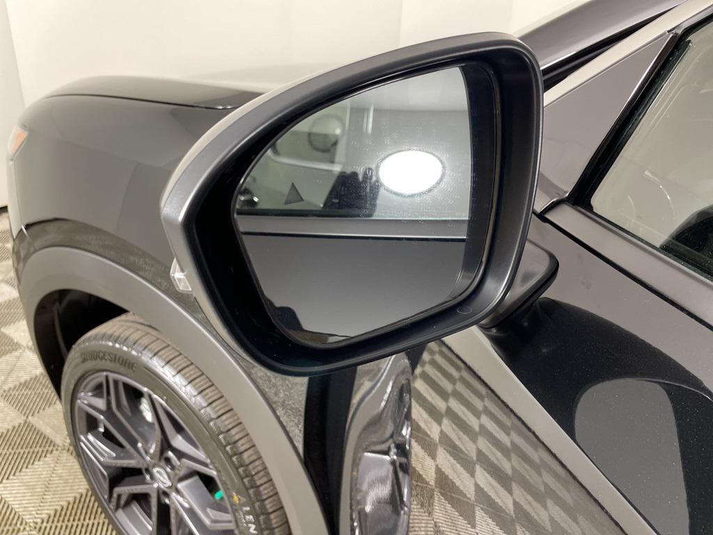 new 2025 Nissan Kicks car, priced at $23,987