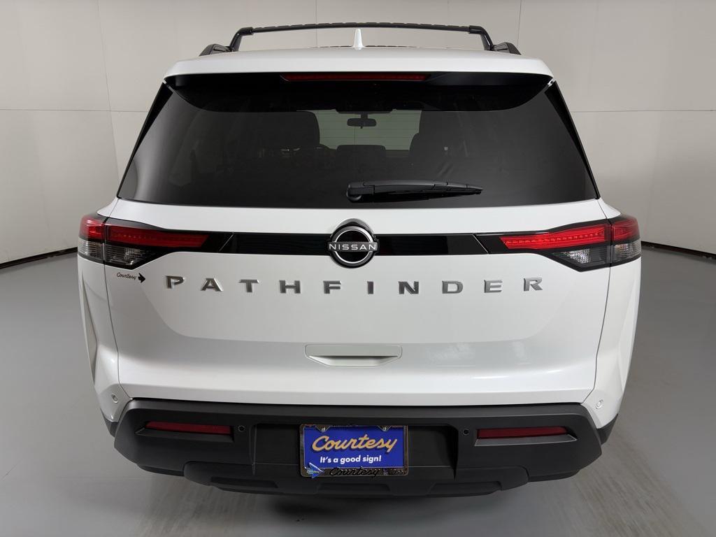 new 2025 Nissan Pathfinder car, priced at $35,062