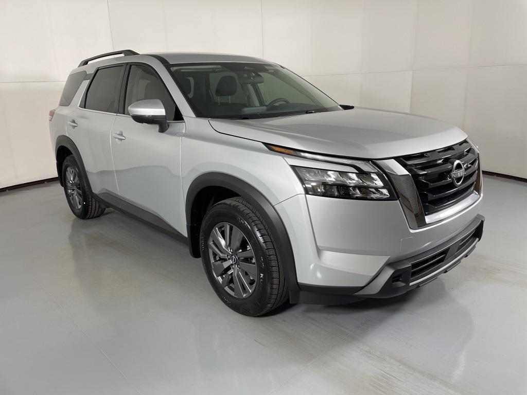 new 2025 Nissan Pathfinder car, priced at $33,478